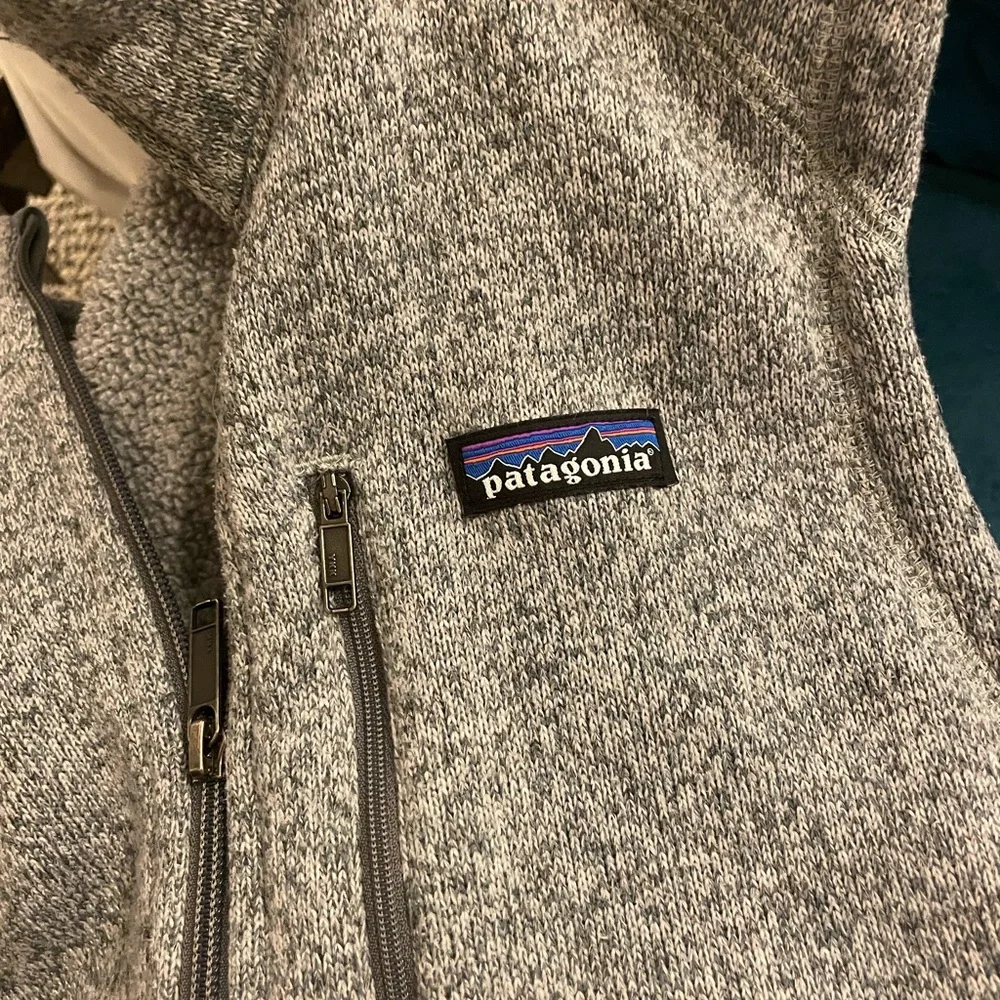 Patagonia Heather Gray Zip-Up Vest - Picture 3 of 4